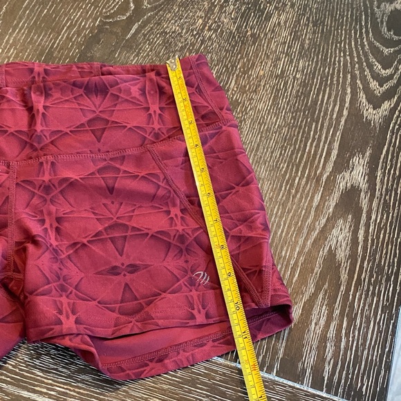 MPG Maroon Patterned Activewear - Picture 8 of 10